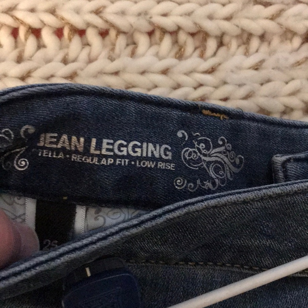 Express Stella Jeans.